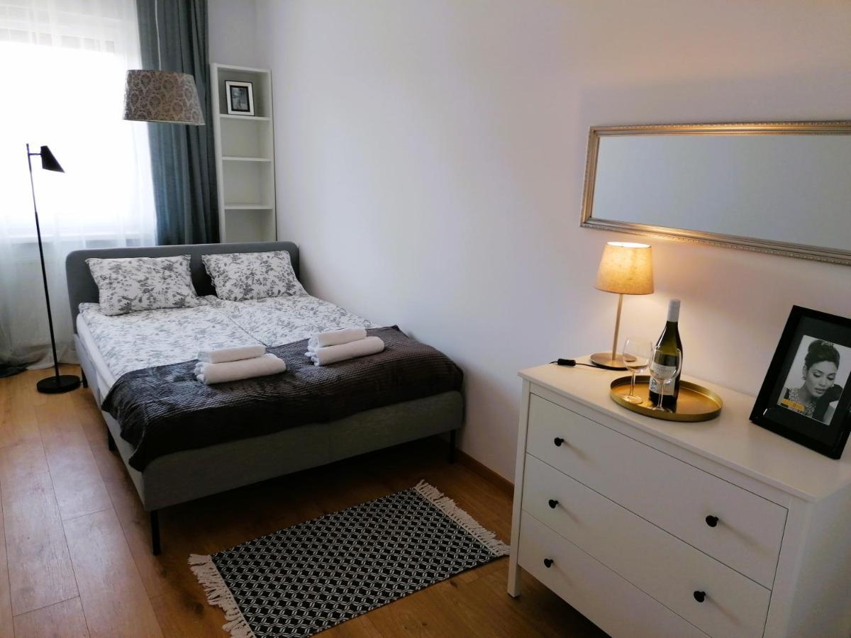 Apartament Ogrody เลชโน ภายนอก รูปภาพ